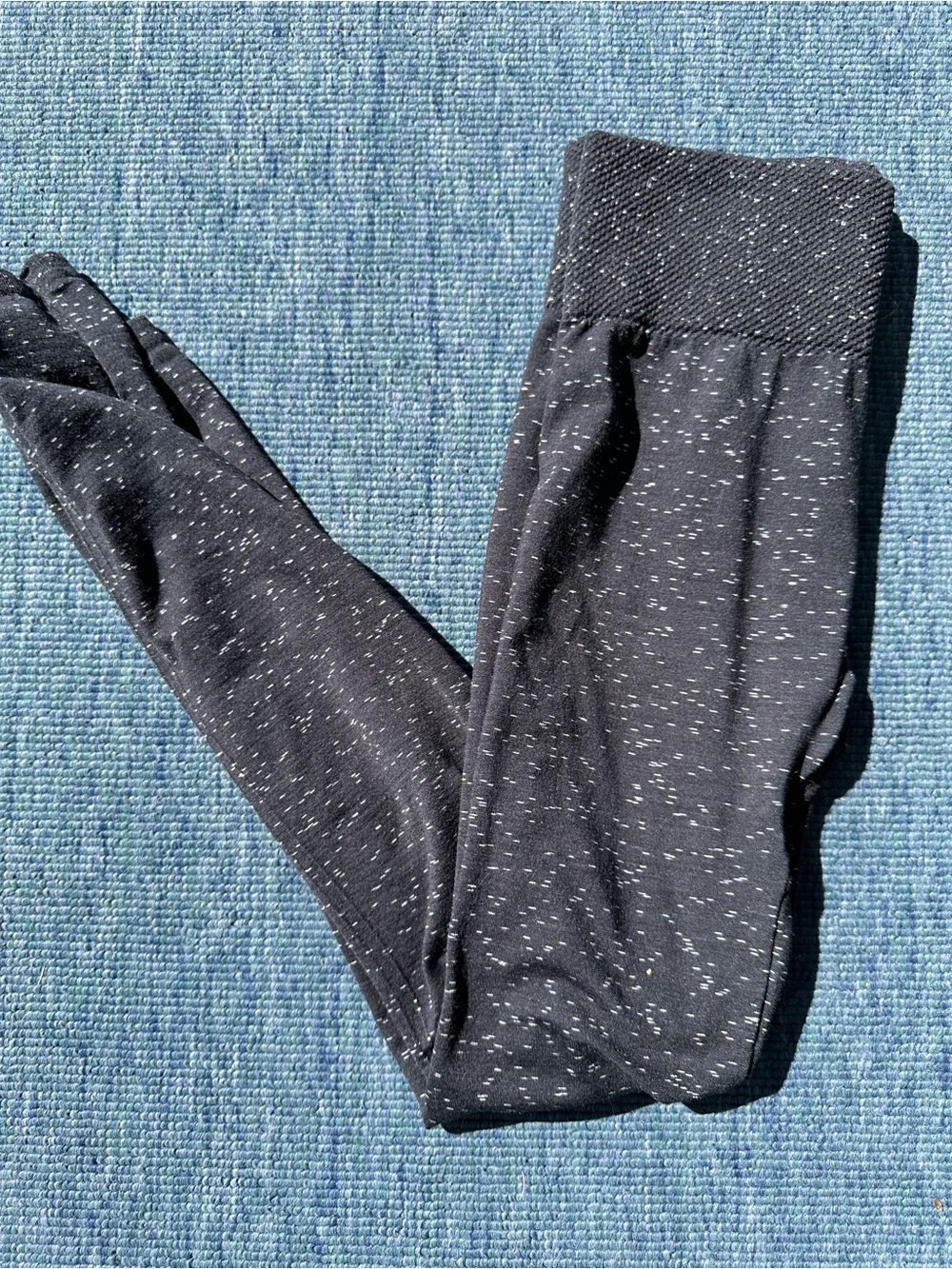 Maurices athletic Black with White Speckle Knit Leggings so soft size S/M